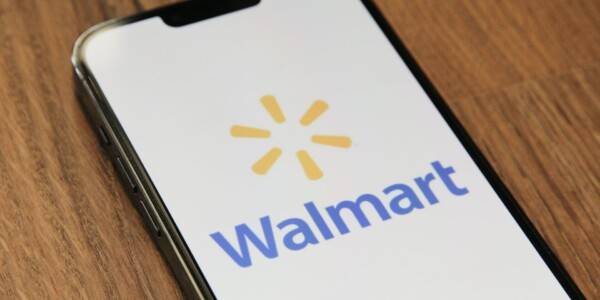 Walmart's grows 30% despite broader slowdown, E-commerce sales accounted for 11.6 percent ($43 billion) of Walmart's $370.....